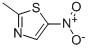 CAS 登录号：16243-71-3， 2-甲基-5-硝基-噻唑
