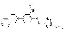 CAS 登录号：67338-62-9， N-[5-[乙基苄基氨基]-2-[[5-(乙硫基)-1,3,4-噻二唑-2-基]偶氮]苯基]-乙酰胺