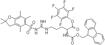 CAS 登录号：200132-33-8, N5-[[[(2,3-二氢-2,2,4,6,7-五甲基-5-苯并呋喃基)磺酰基]氨基]亚氨基甲基]-N2-[(9H-芴-9-基甲氧基)羰基]-D-鸟氨酸五氟苯酯