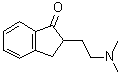 CAS 登录号：3409-21-0, 2-[2-(二甲基氨基)乙基]-2,3-二氢-1H-茚-1-酮